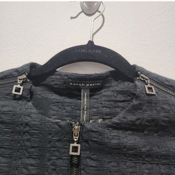 Sarah Pacini Charcoal Textured Blazer - Picture 4 of 7